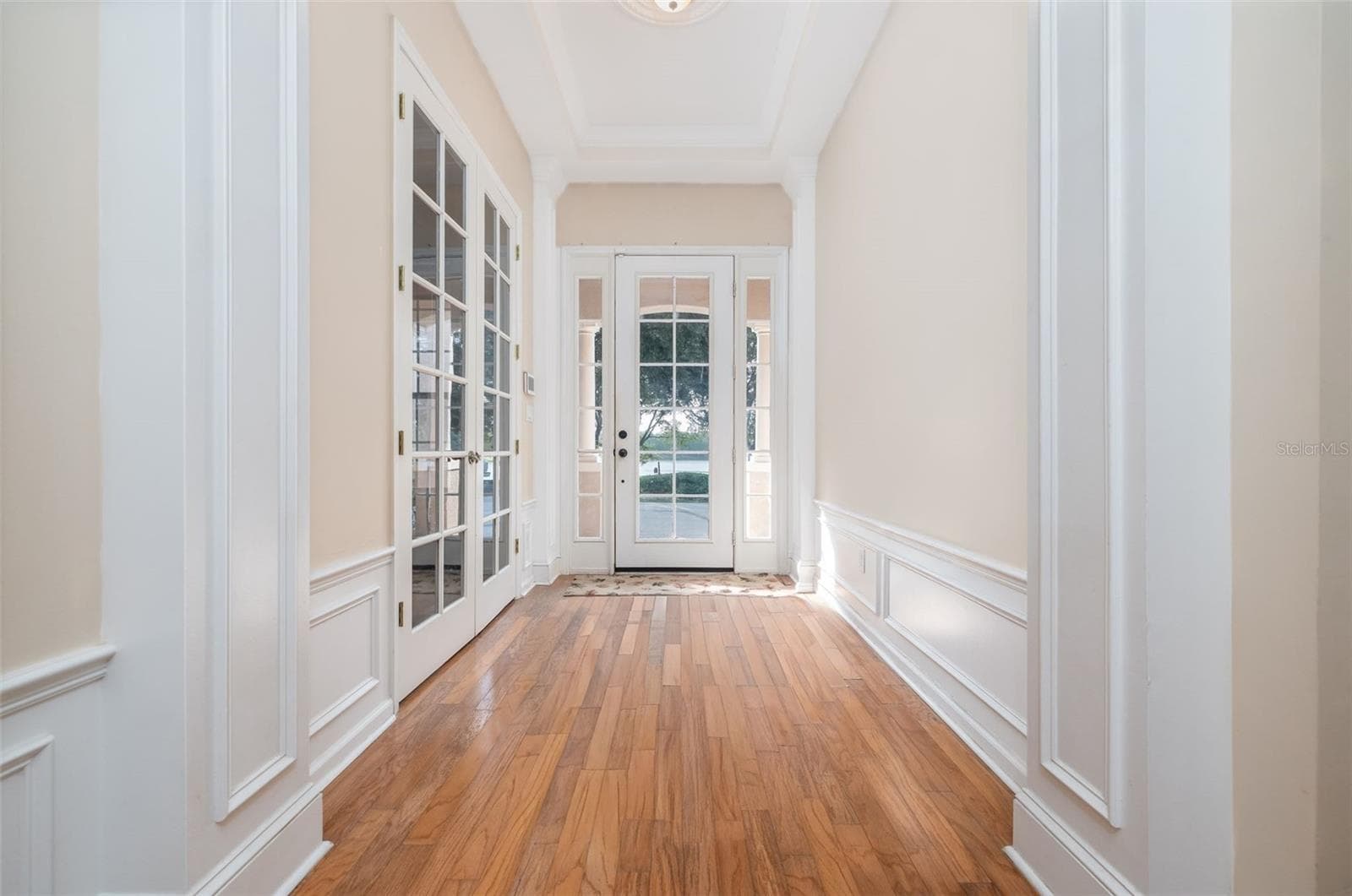 Foyer - 314 W LAKE VICTORIA CIR, DELAND