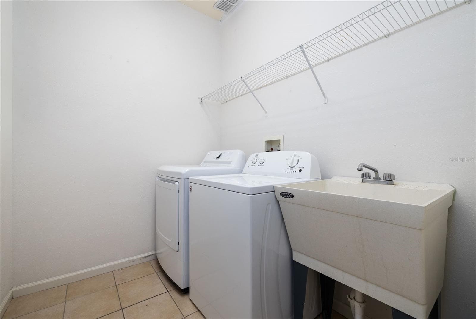 Laundry Room - 314 W LAKE VICTORIA CIR, DELAND