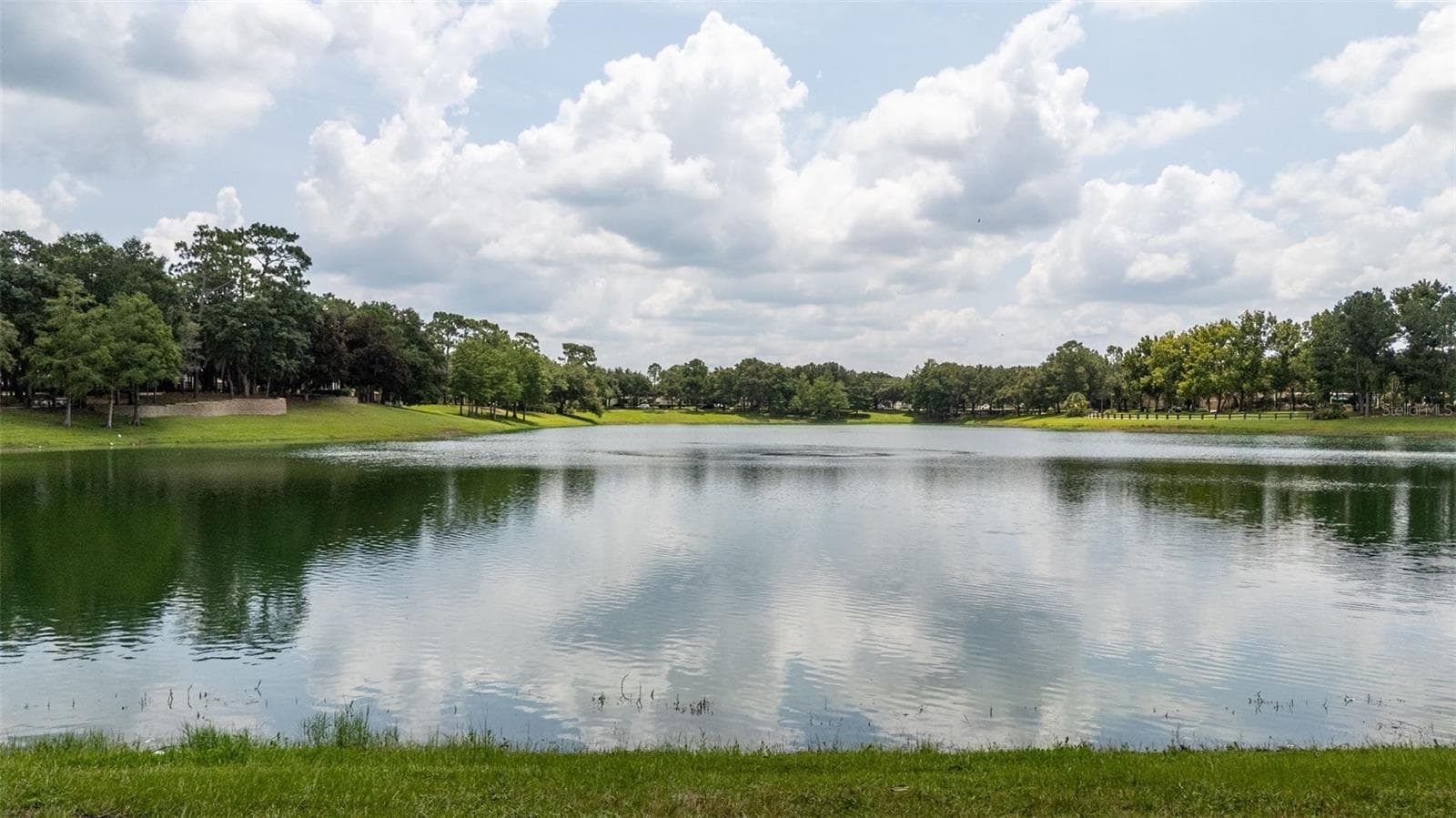 Single Family Residence at 314 W LAKE VICTORIA CIR, DELAND, photo 52 of 66