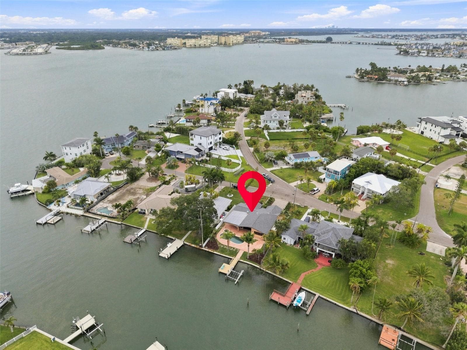 Single Family Residence at 15918 REDINGTON DR, REDINGTON BEACH, photo 73 of 79