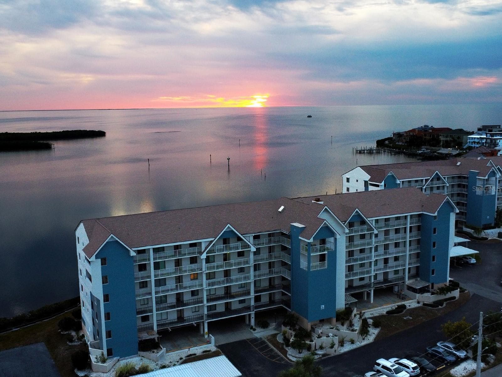 4620 BAY BLVD #1112