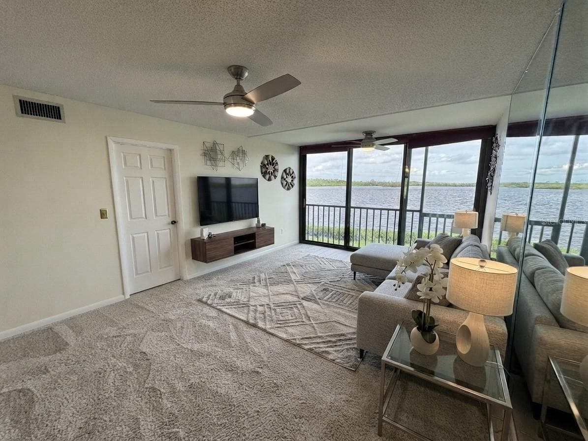 Condominium at 4620 BAY BLVD #1112, PORT RICHEY, photo 5 of 26
