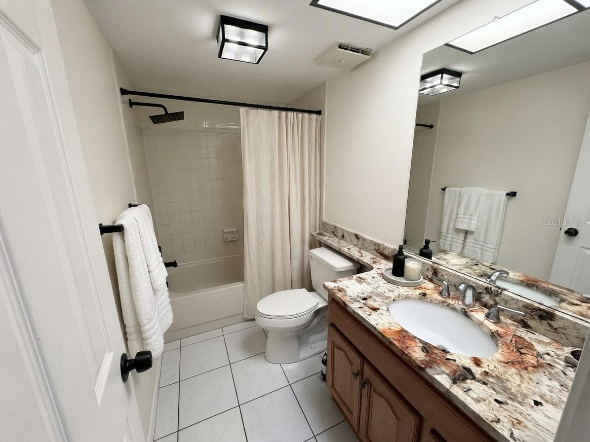 Condominium at 4620 BAY BLVD #1112, PORT RICHEY, photo 13 of 26