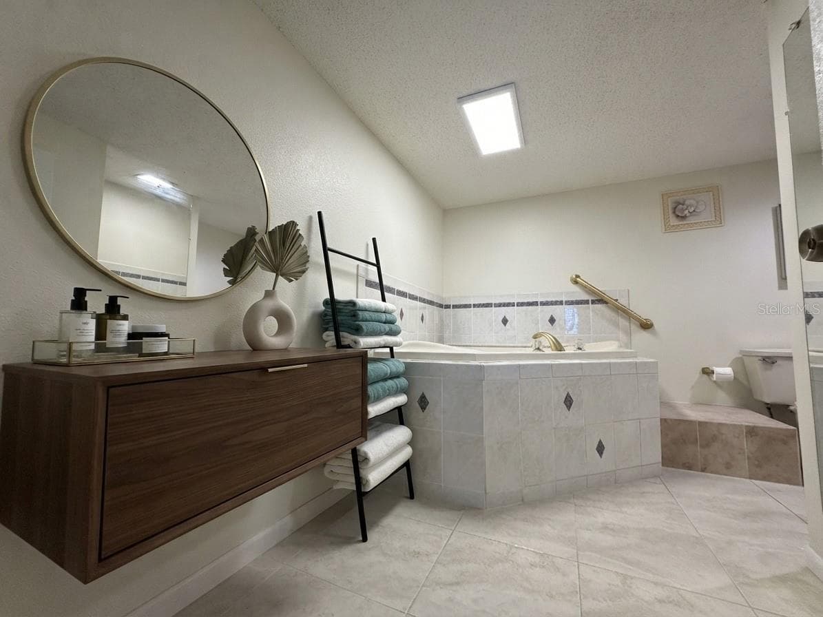 Condominium at 4620 BAY BLVD #1112, PORT RICHEY, photo 18 of 26