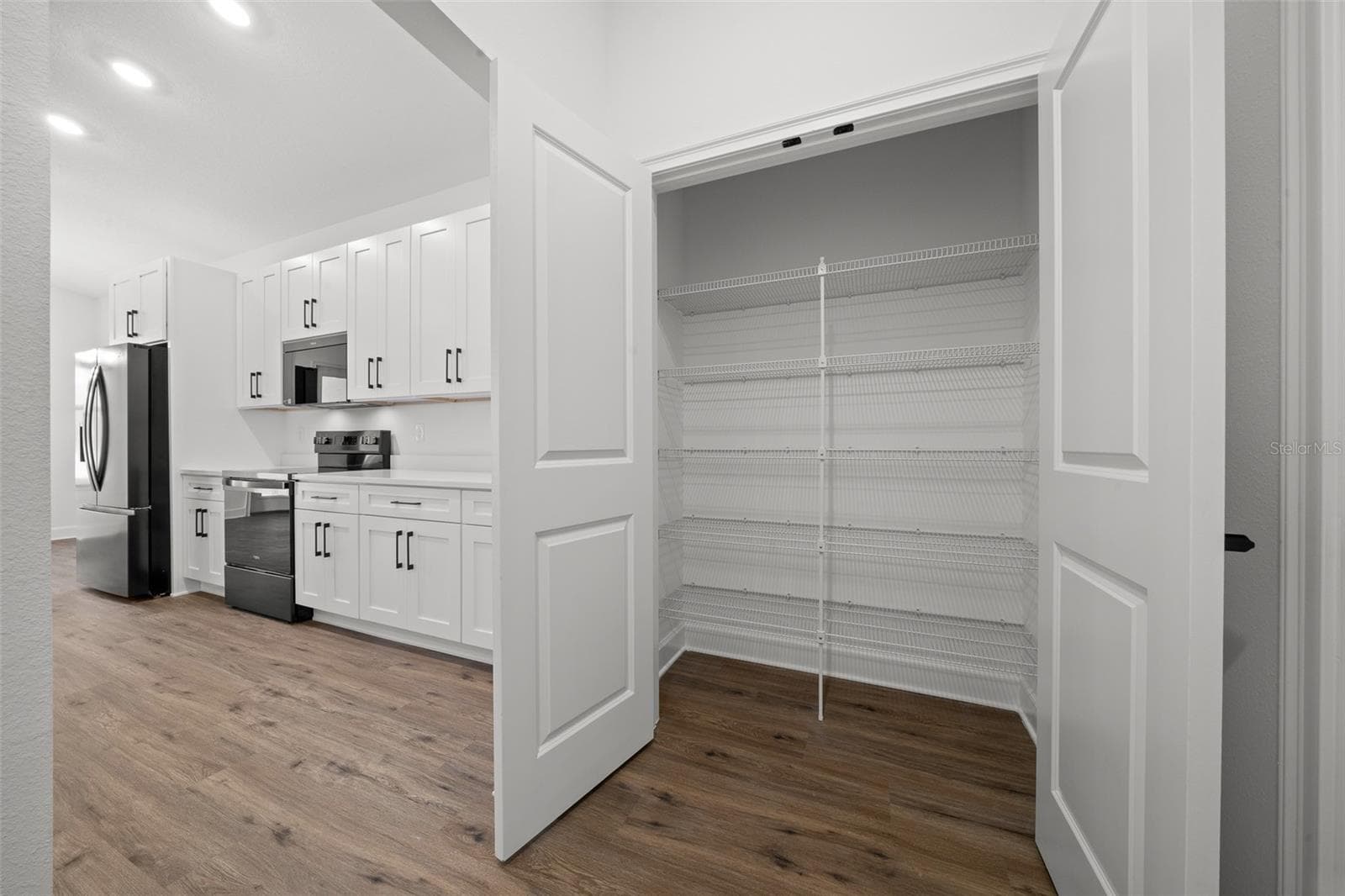 Single Family Residence at 10153 LYNNHAVEN RD, SPRING HILL, photo 20 of 46