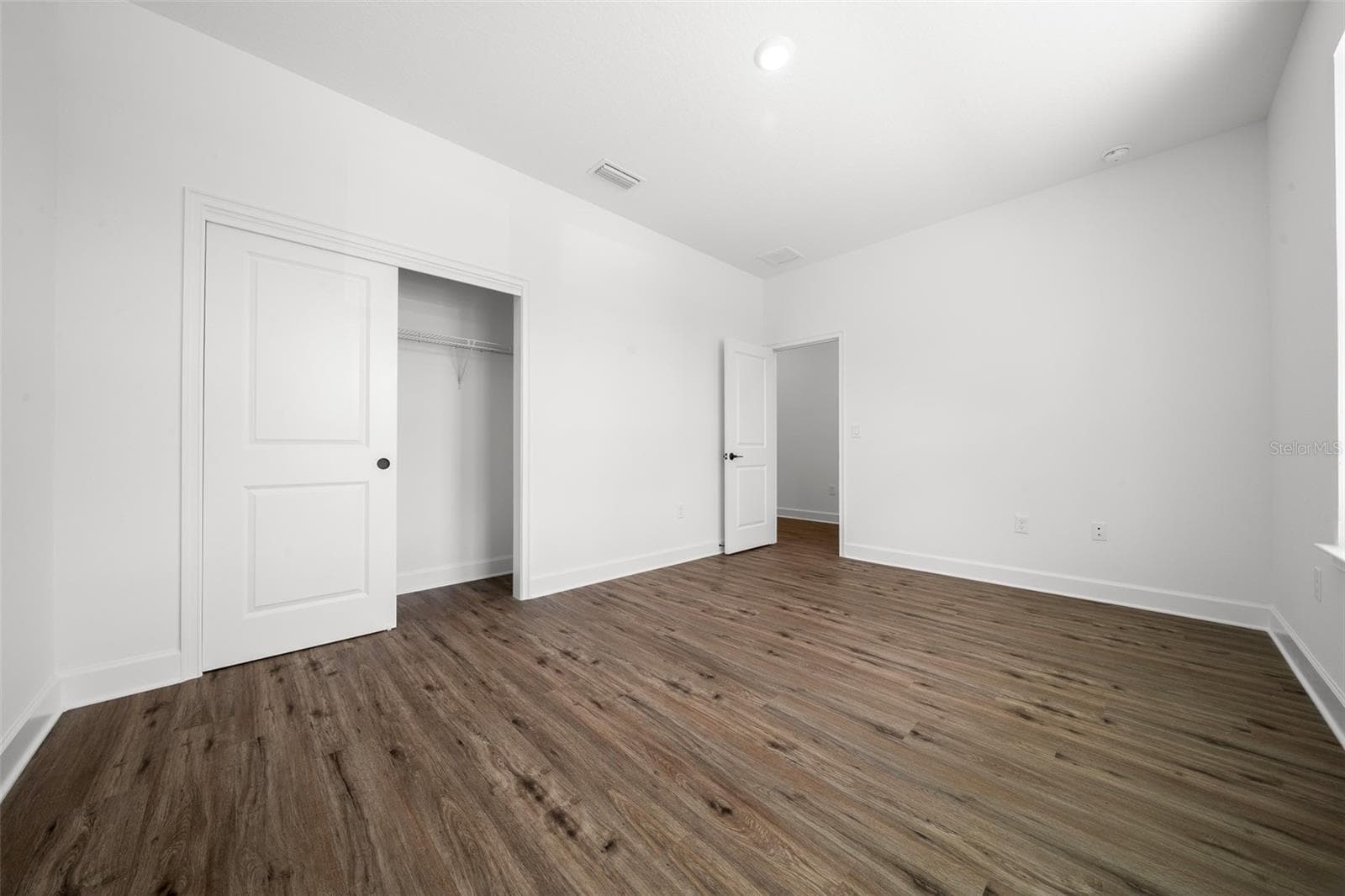 Single Family Residence at 10153 LYNNHAVEN RD, SPRING HILL, photo 42 of 46