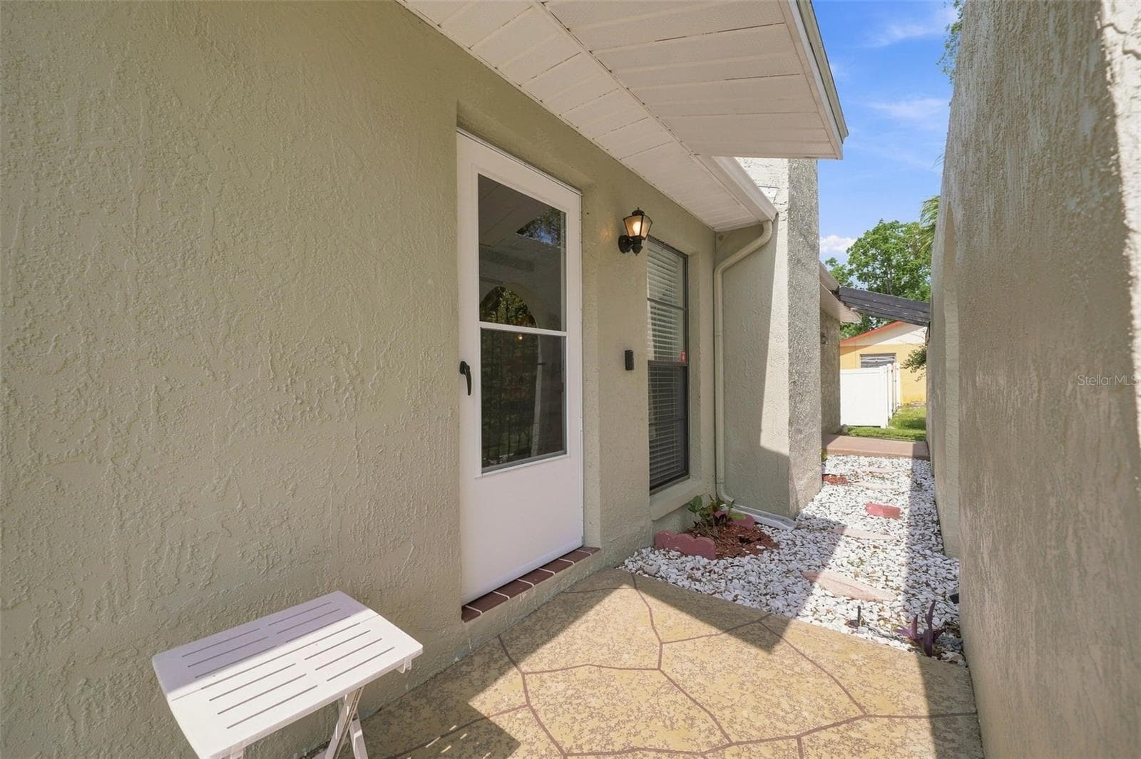 Front door - 400 FAIRBANKS RD, SPRING HILL