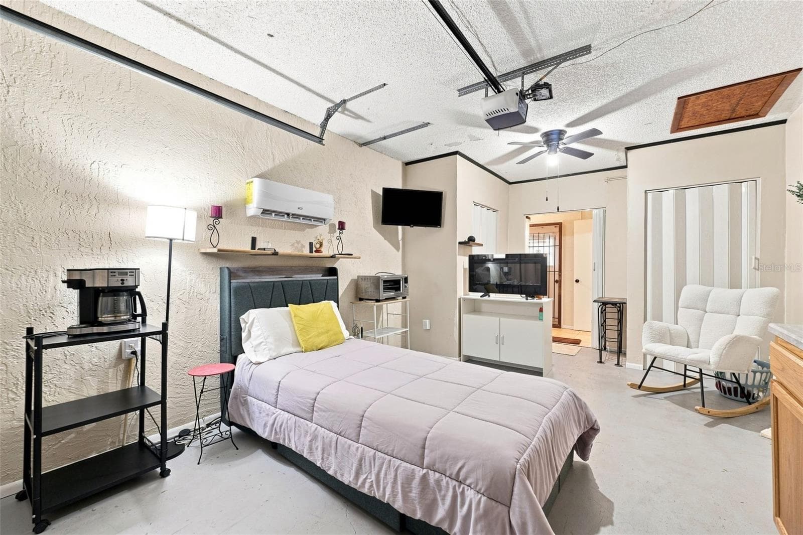 Mother-in-Law Suite - 400 FAIRBANKS RD, SPRING HILL