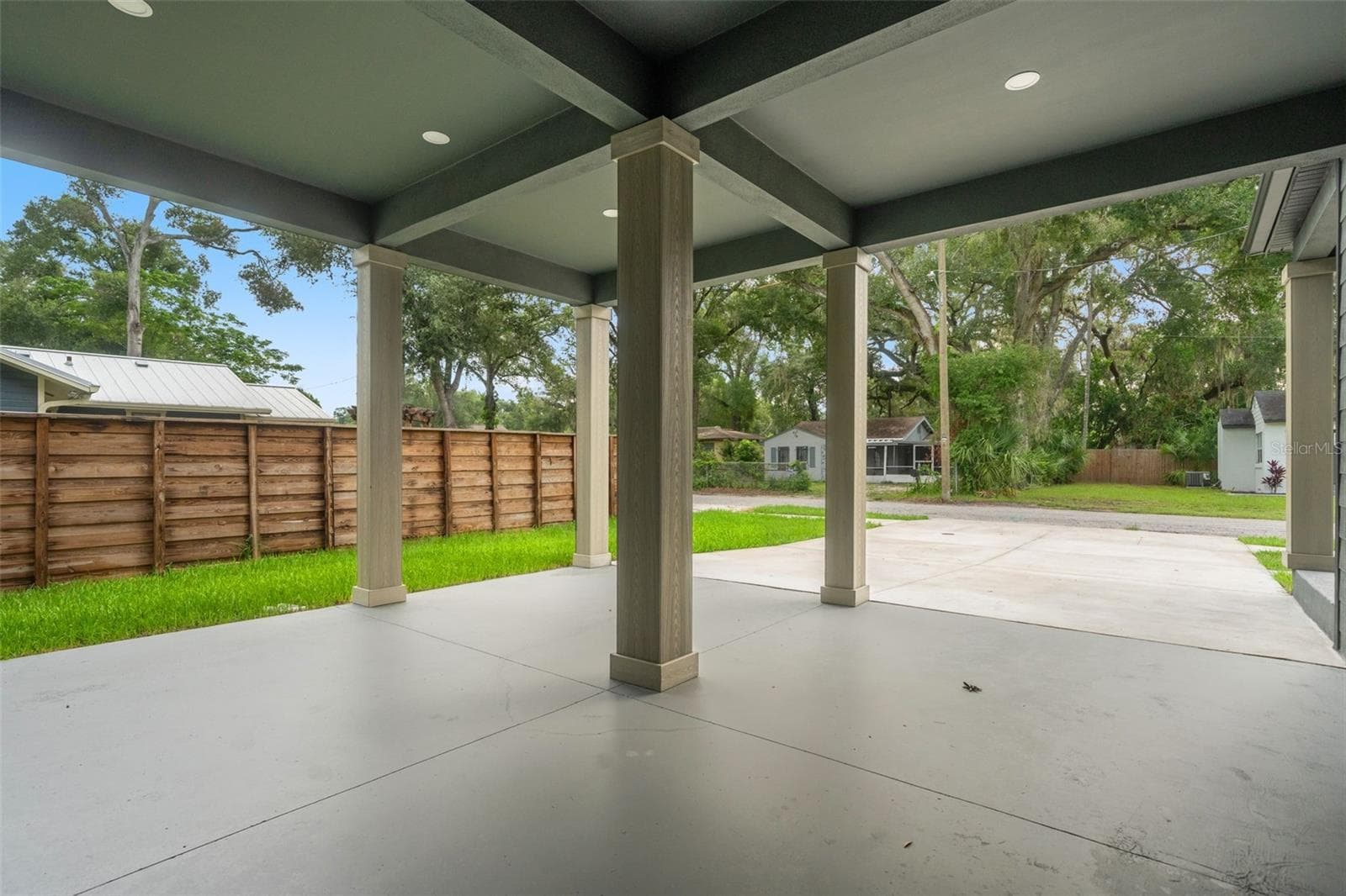 Single Family Residence at 6606 N 9TH ST, TAMPA, photo 5 of 62