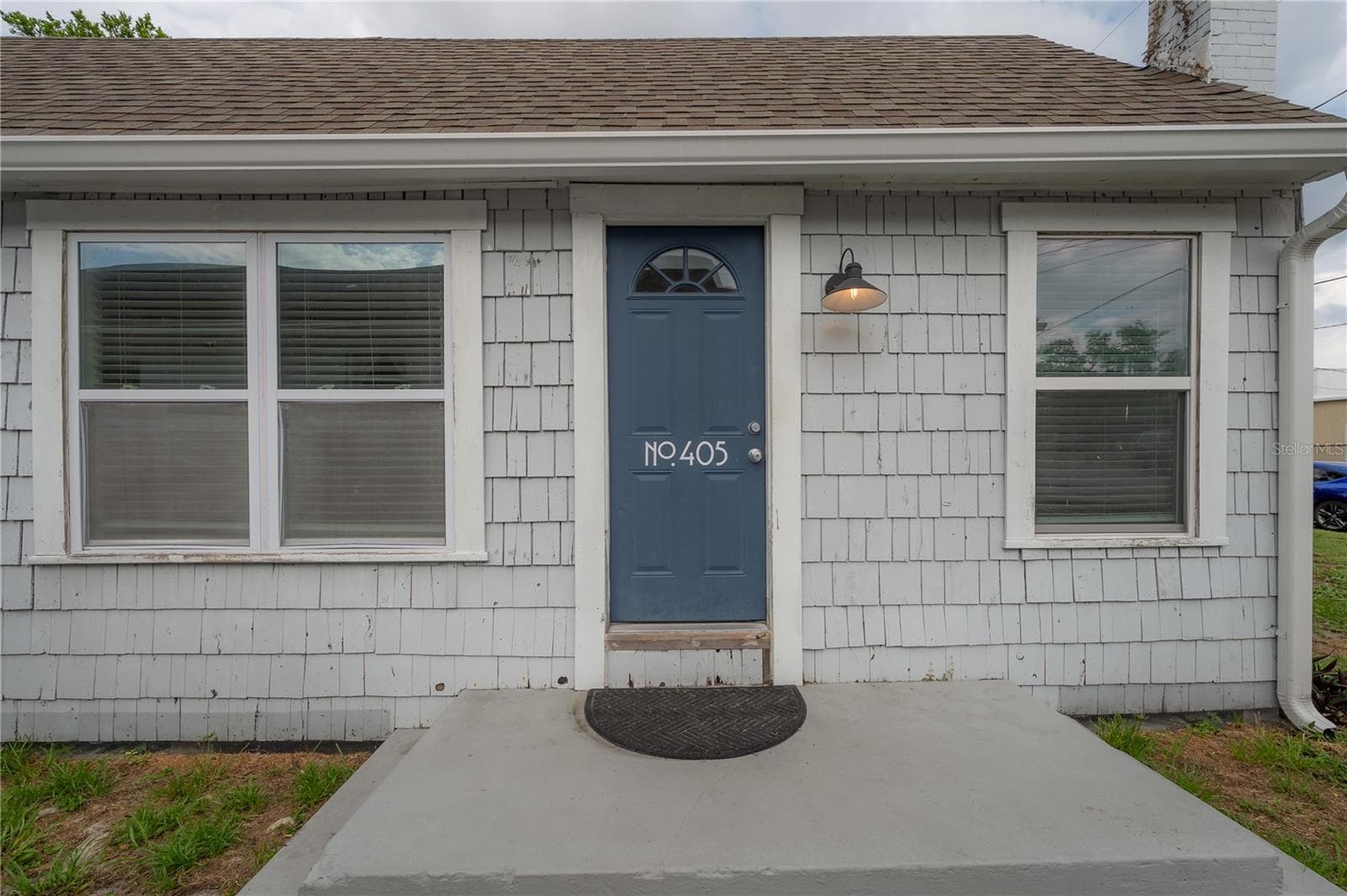 Single Family Residence at 405 E CAYUGA ST, TAMPA, photo 3 of 54