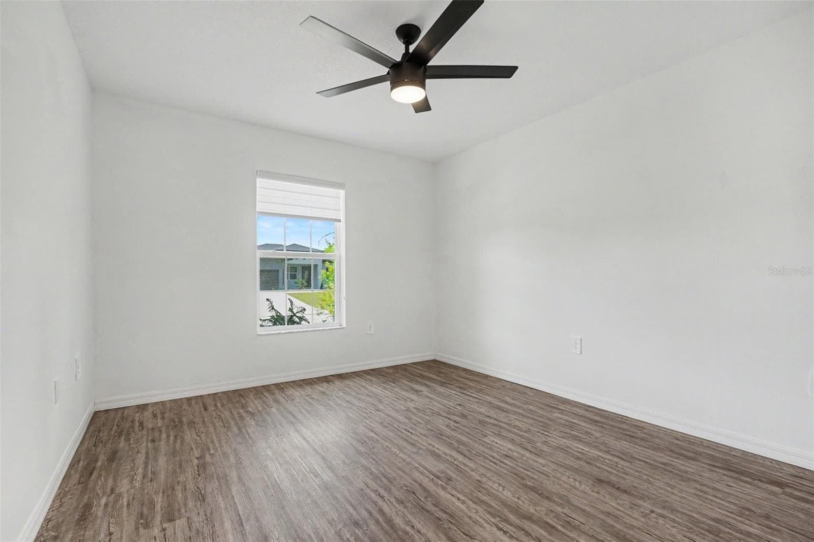 Single Family Residence at 427 SE FLAGLER RD, PALM BAY, photo 12 of 28