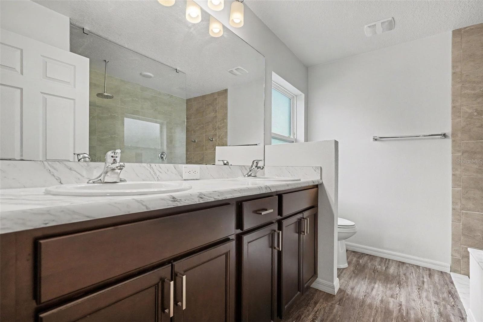 Single Family Residence at 427 SE FLAGLER RD, PALM BAY, photo 17 of 28