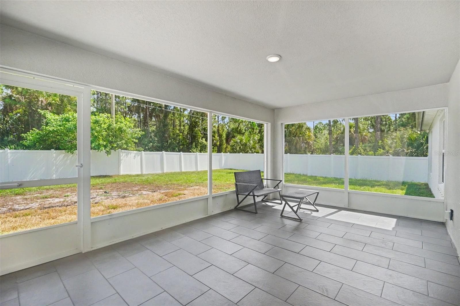 Single Family Residence at 427 SE FLAGLER RD, PALM BAY, photo 25 of 28