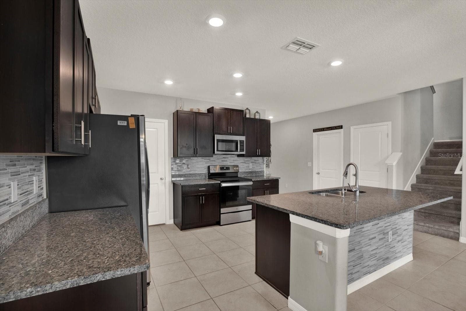Single Family Residence at 13524 WILD GINGER ST, RIVERVIEW, photo 14 of 59