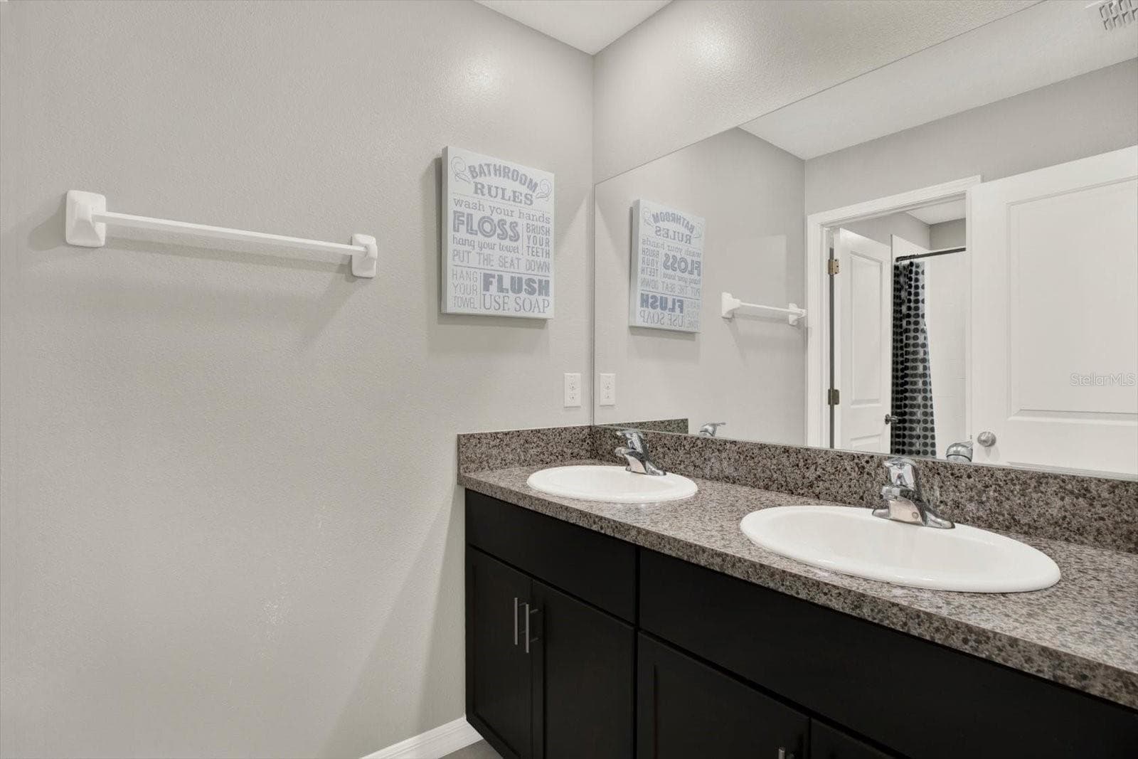 Vanity Space - Separated 2nd Full Bathroom - 13524 WILD GINGER ST, RIVERVIEW