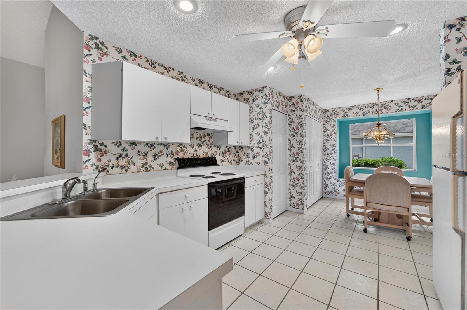 Kitchen - 1023 MCDANIEL ST #139, SUN CITY CENTER