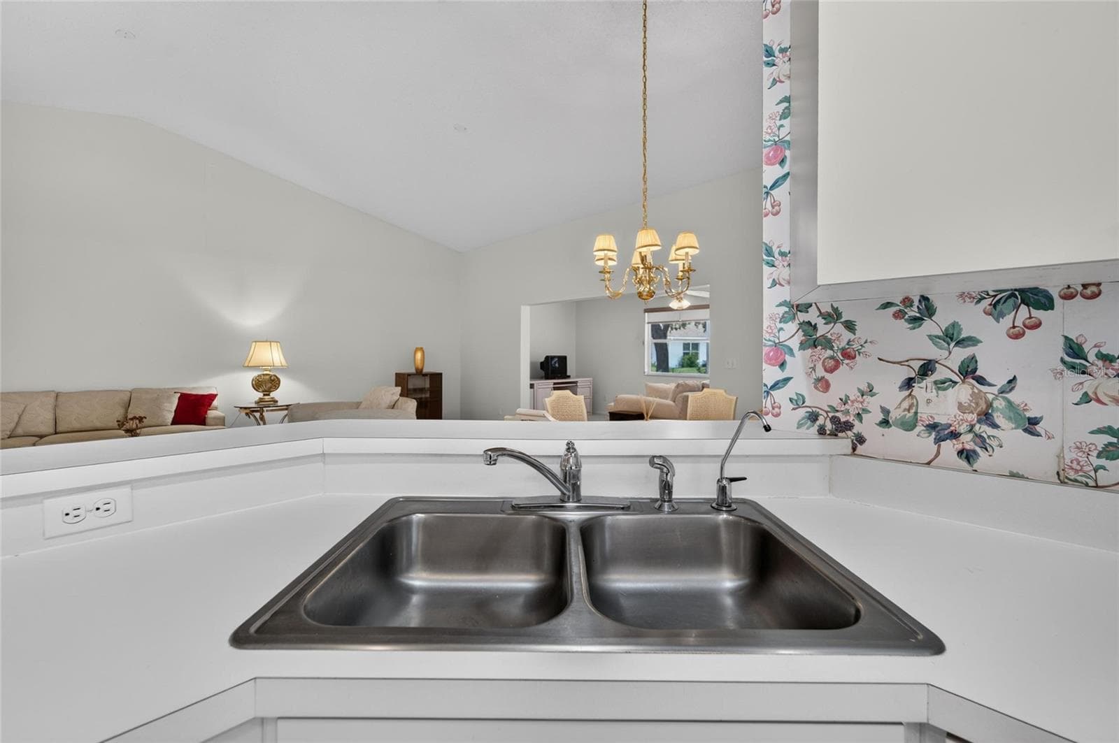 Condominium at 1023 MCDANIEL ST #139, SUN CITY CENTER, photo 10 of 83