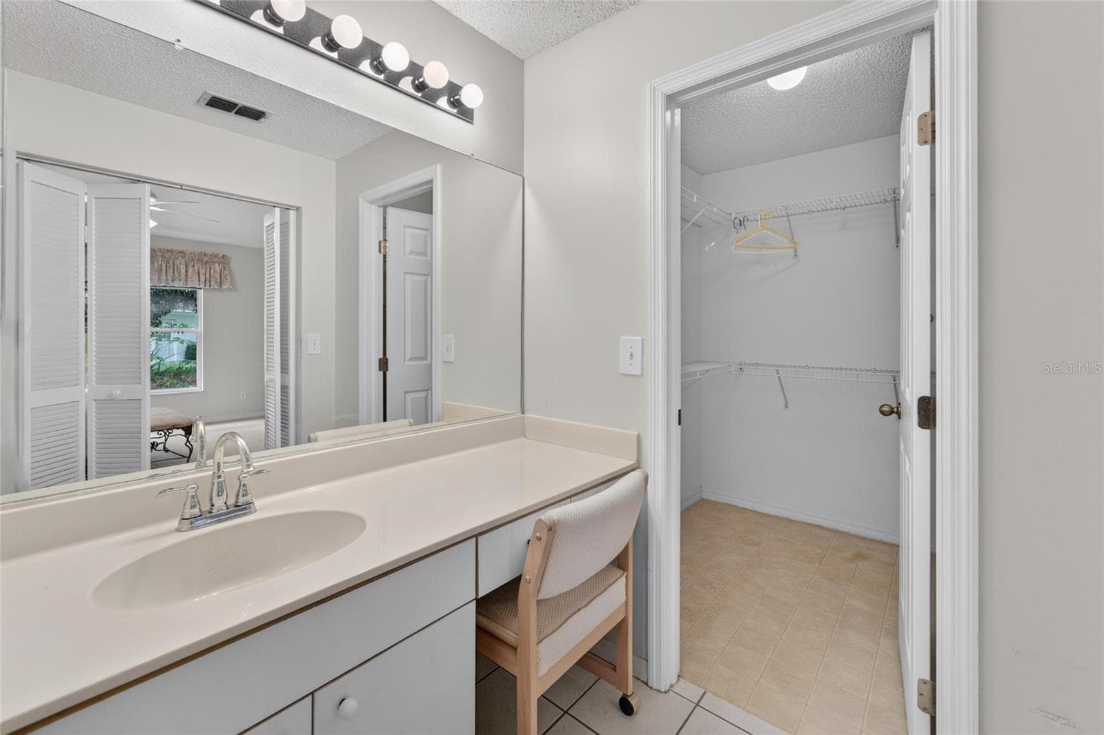 Primary Bath and Closet - 1023 MCDANIEL ST #139, SUN CITY CENTER