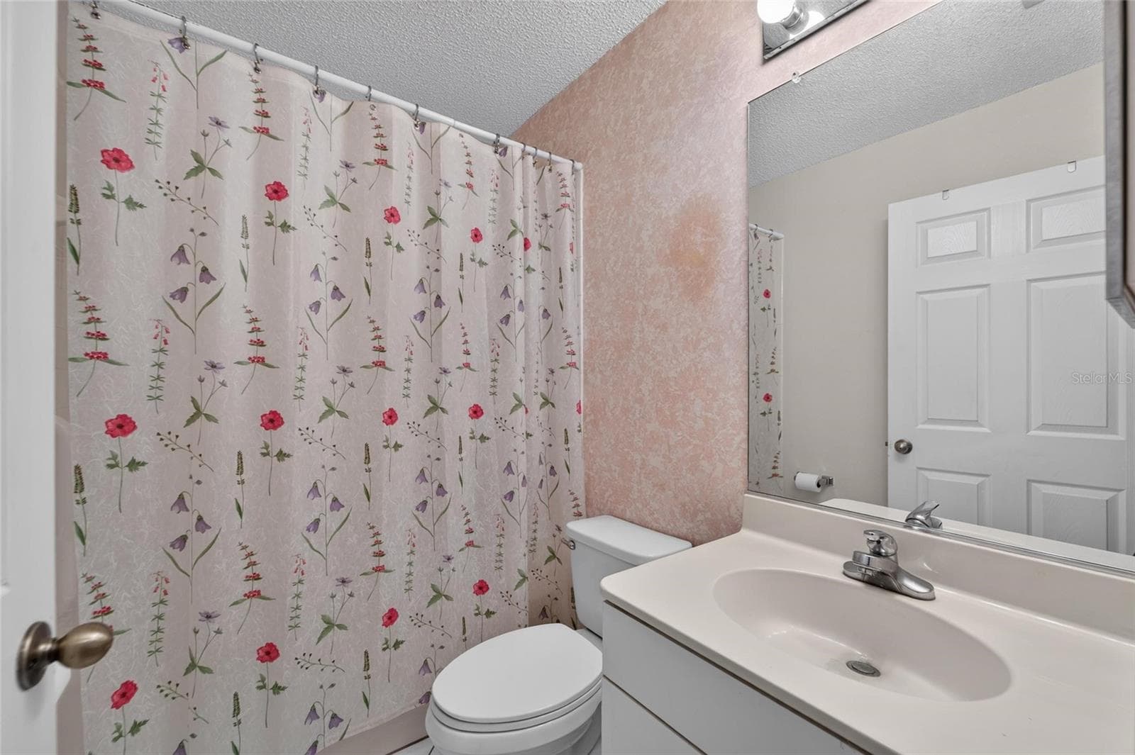Guest Bath - 1023 MCDANIEL ST #139, SUN CITY CENTER