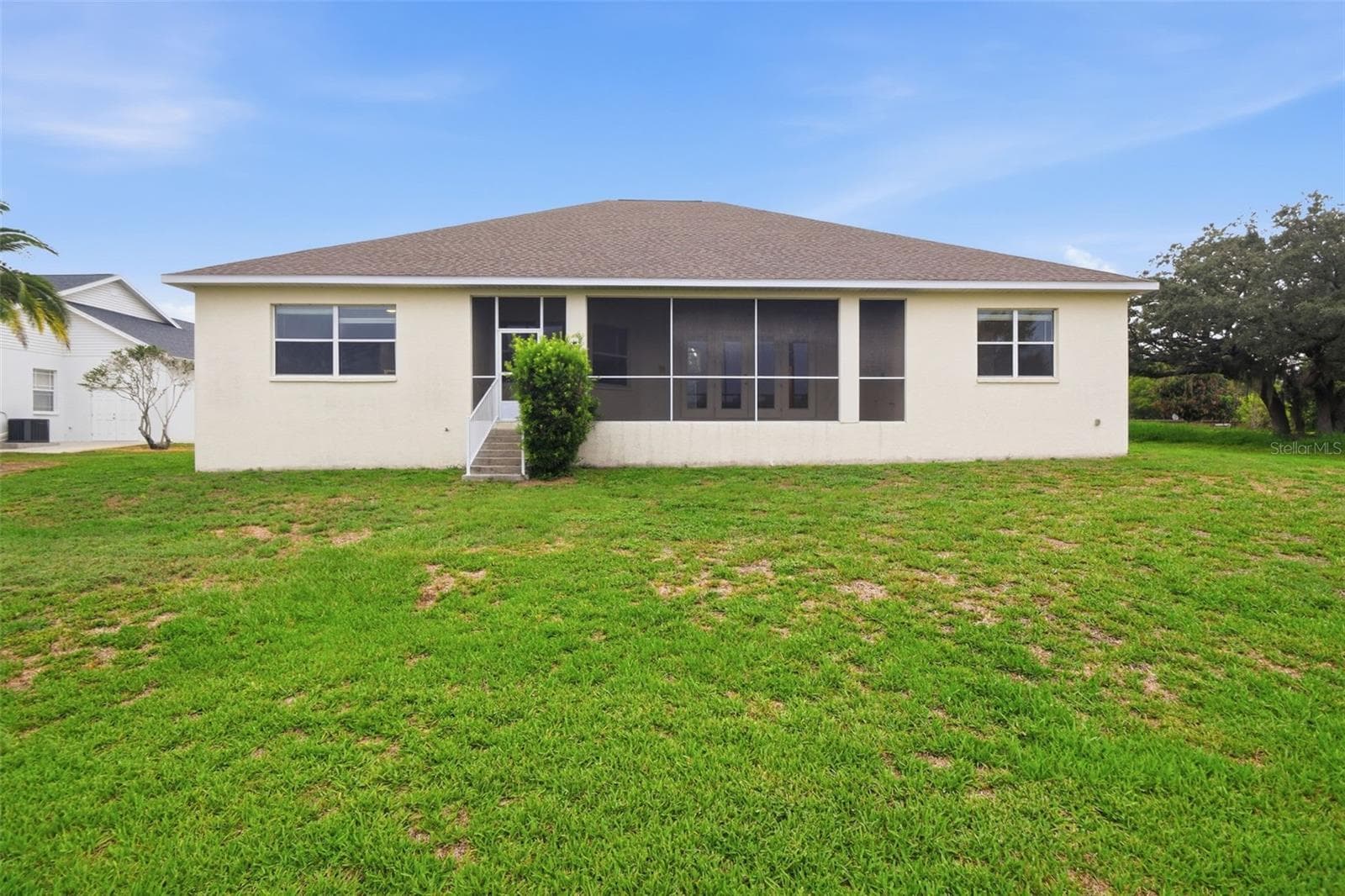Single Family Residence at 9009 RIVERVIEW DR, RIVERVIEW, photo 60 of 62