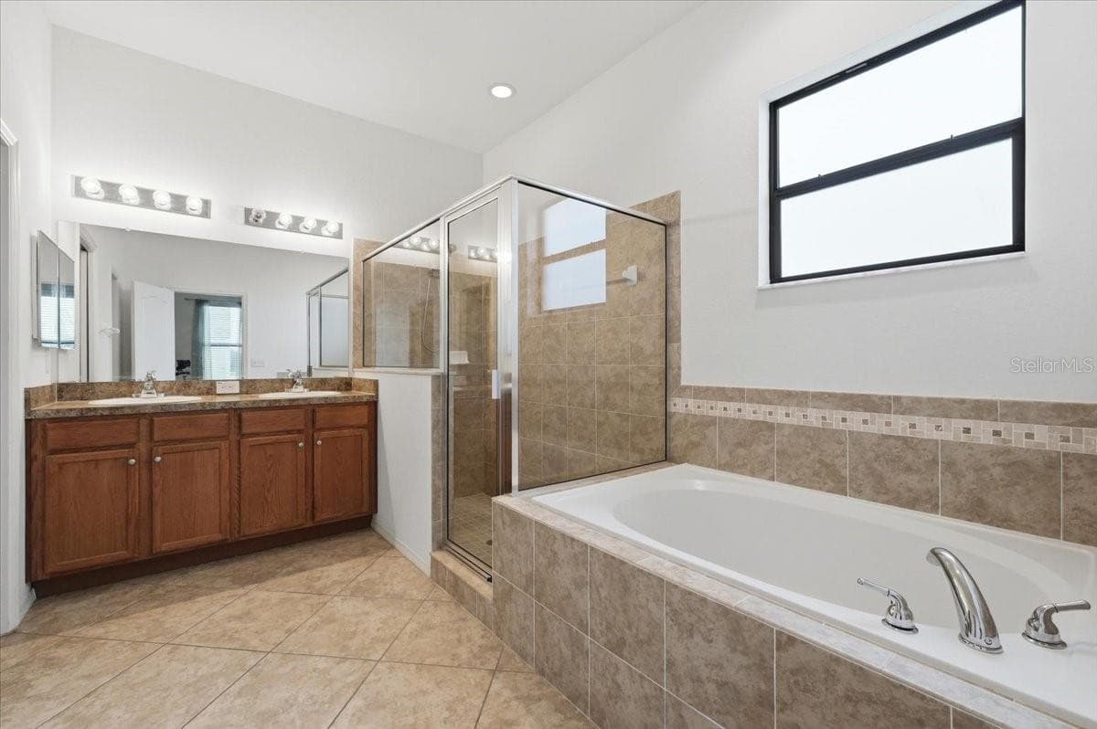 Primary Bathroom - 4387 DINNER LAKE BLVD, LAKE WALES