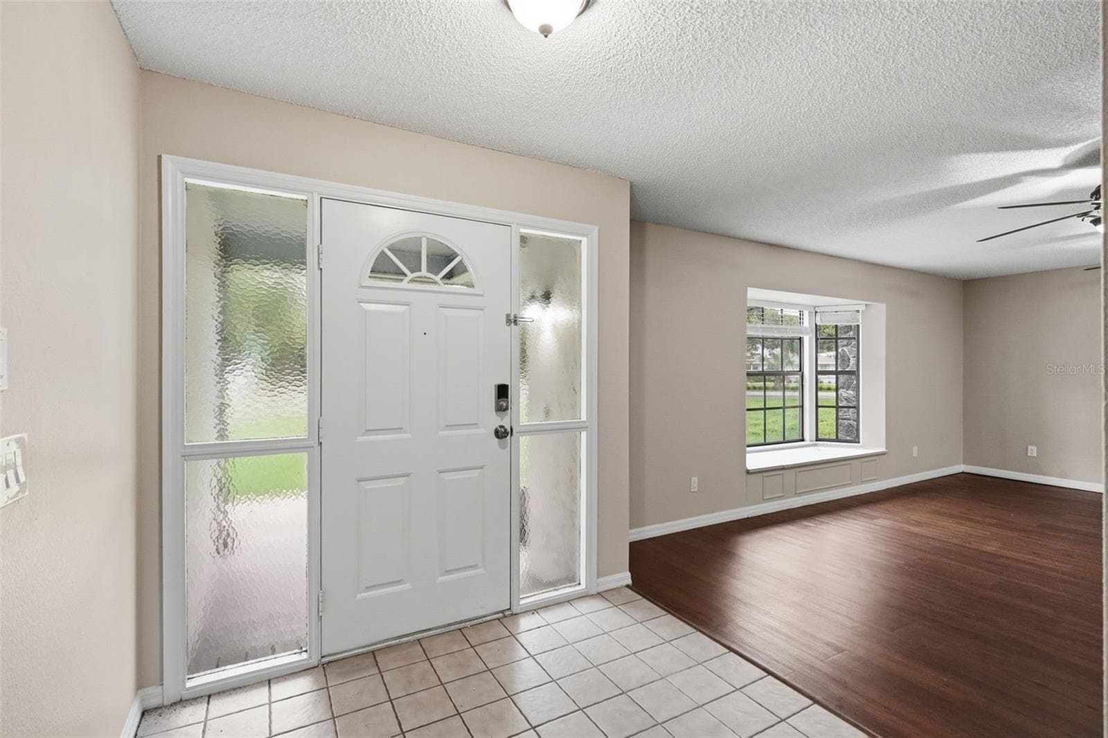 Single Family Residence at 408 COLEMAN DR, WINTER HAVEN, photo 7 of 32