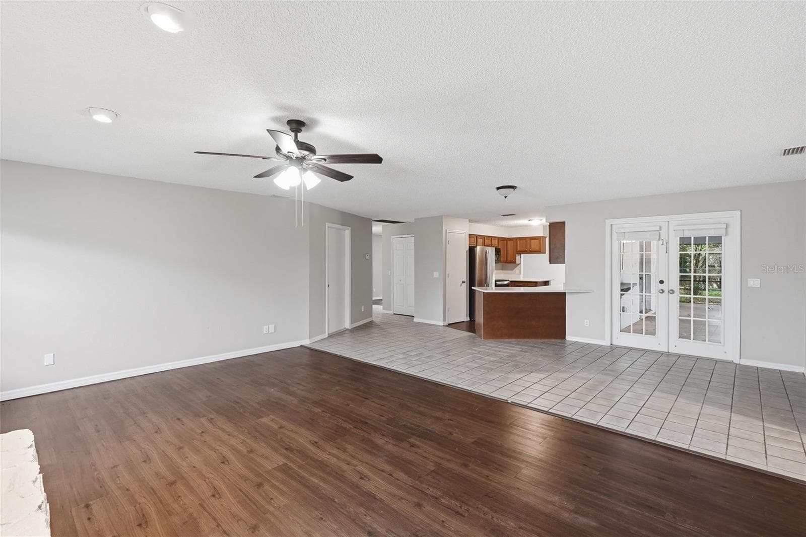 Single Family Residence at 408 COLEMAN DR, WINTER HAVEN, photo 10 of 32