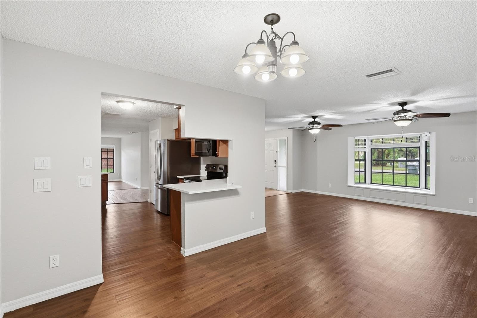 Single Family Residence at 408 COLEMAN DR, WINTER HAVEN, photo 15 of 32