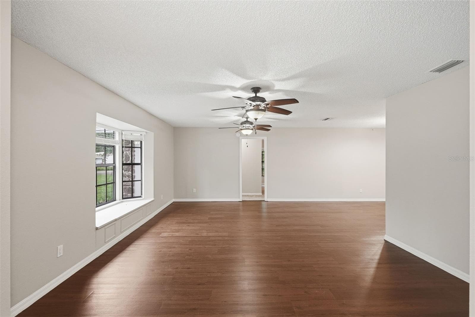 Single Family Residence at 408 COLEMAN DR, WINTER HAVEN, photo 16 of 32