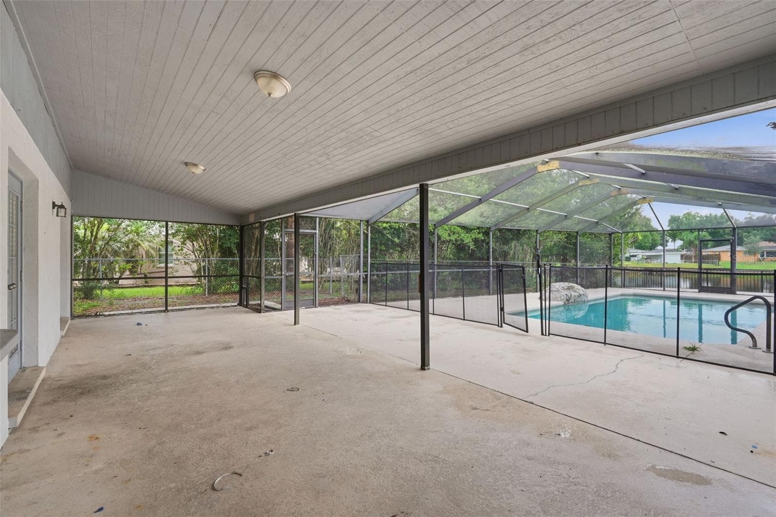 Single Family Residence at 408 COLEMAN DR, WINTER HAVEN, photo 25 of 32