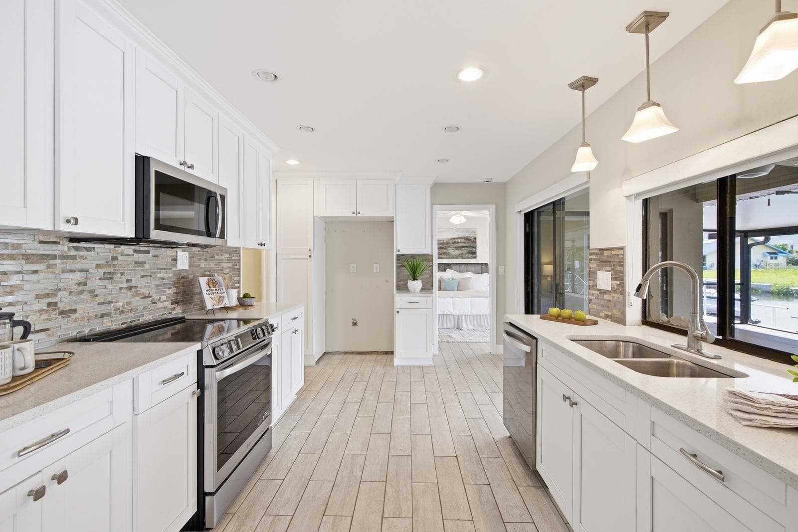 Single Family Residence at 9903 SAN SEBASTIAN WAY, PORT RICHEY, photo 14 of 53