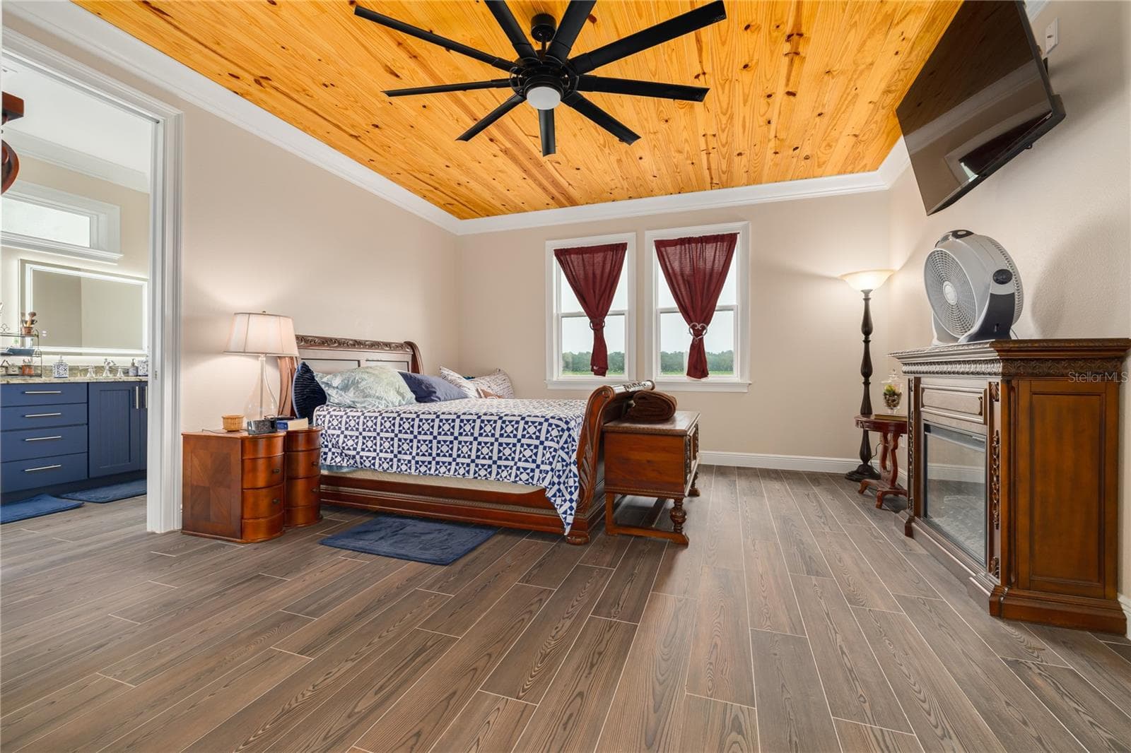 Single Family Residence at 25198 LILY PAD LN, BROOKSVILLE, photo 31 of 70