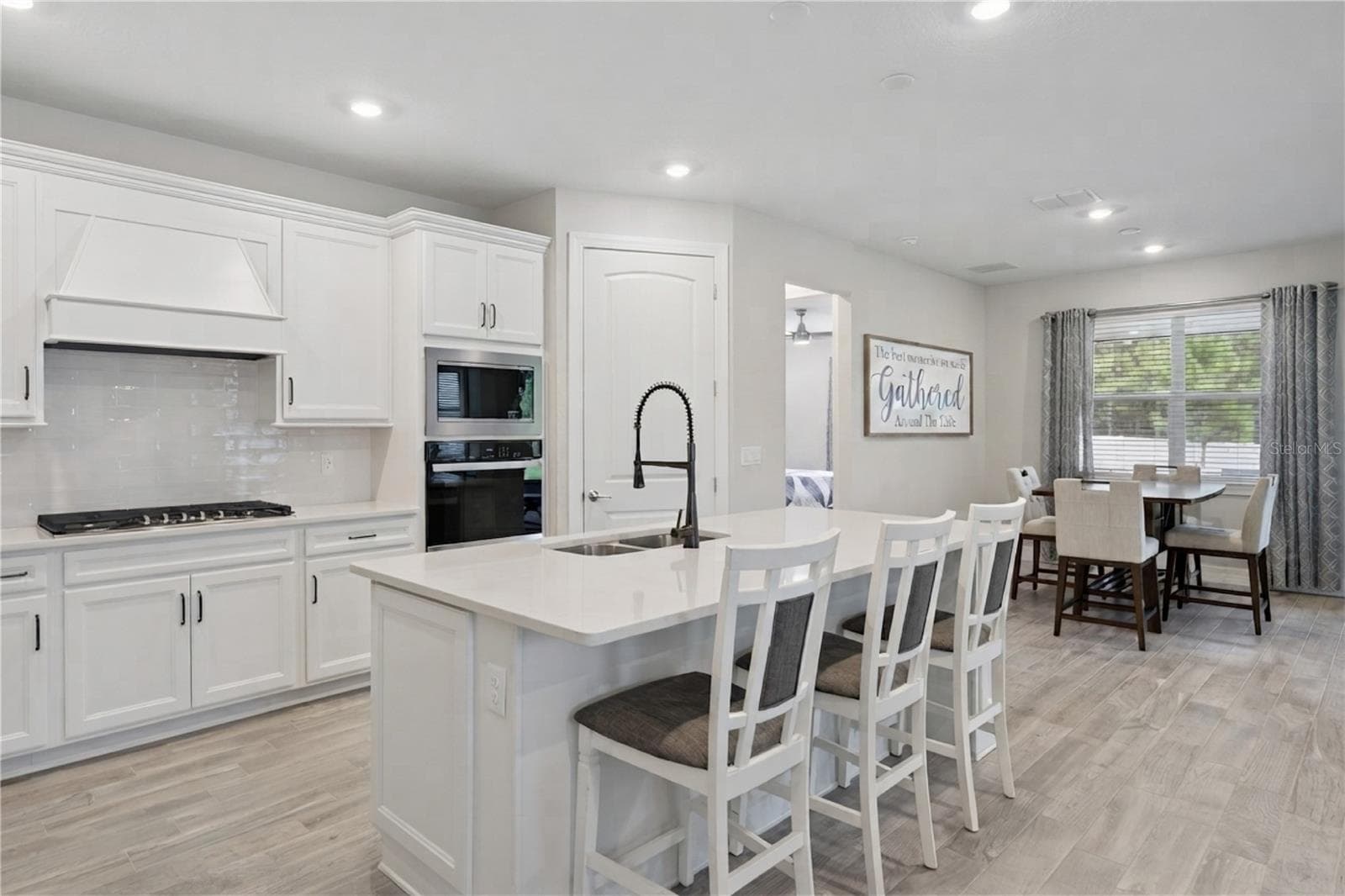 Virtually Enhanced with Wall Art - 2546 DEL WEBB DR, MINNEOLA
