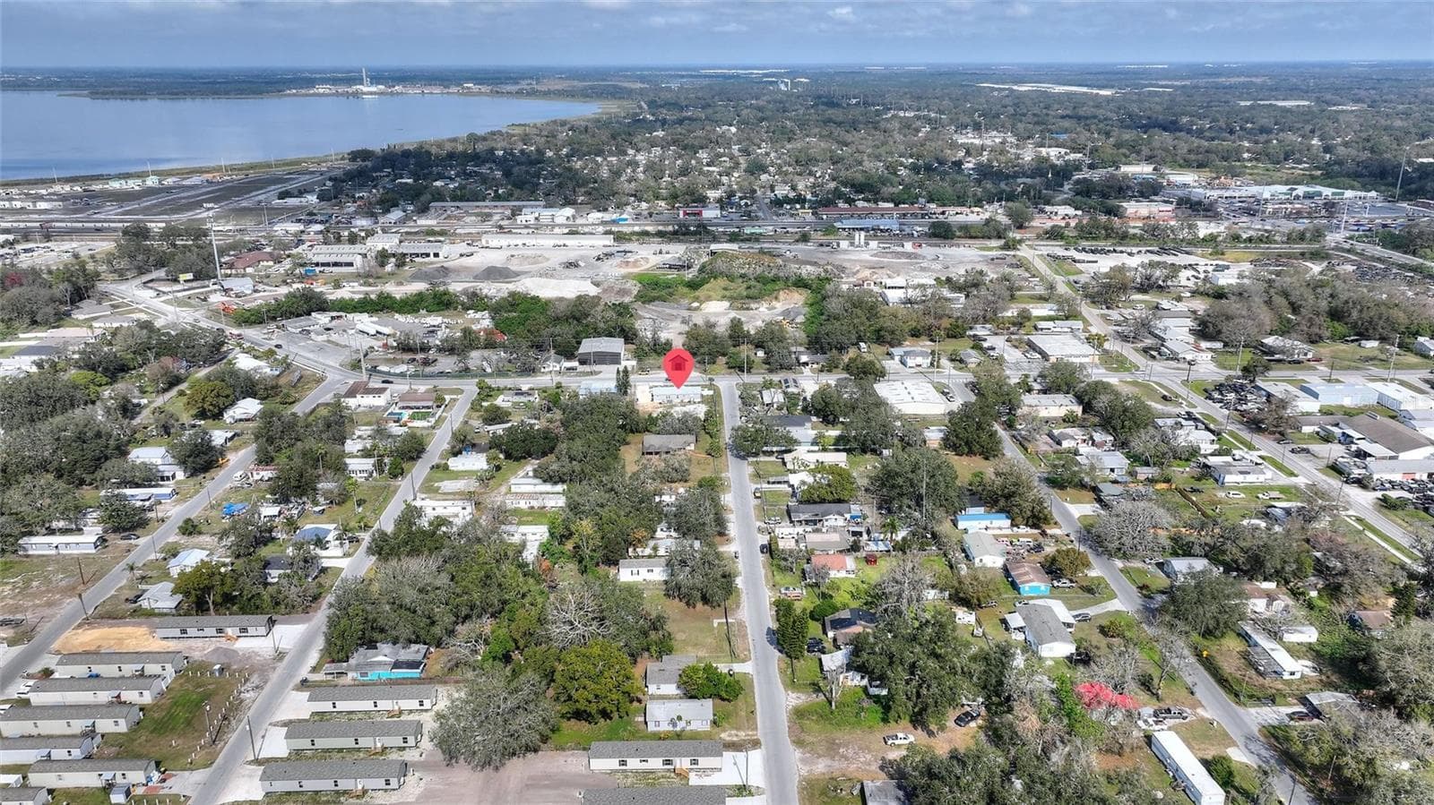 Manufactured Home at 2337 E MAIN ST, LAKELAND, photo 12 of 46
