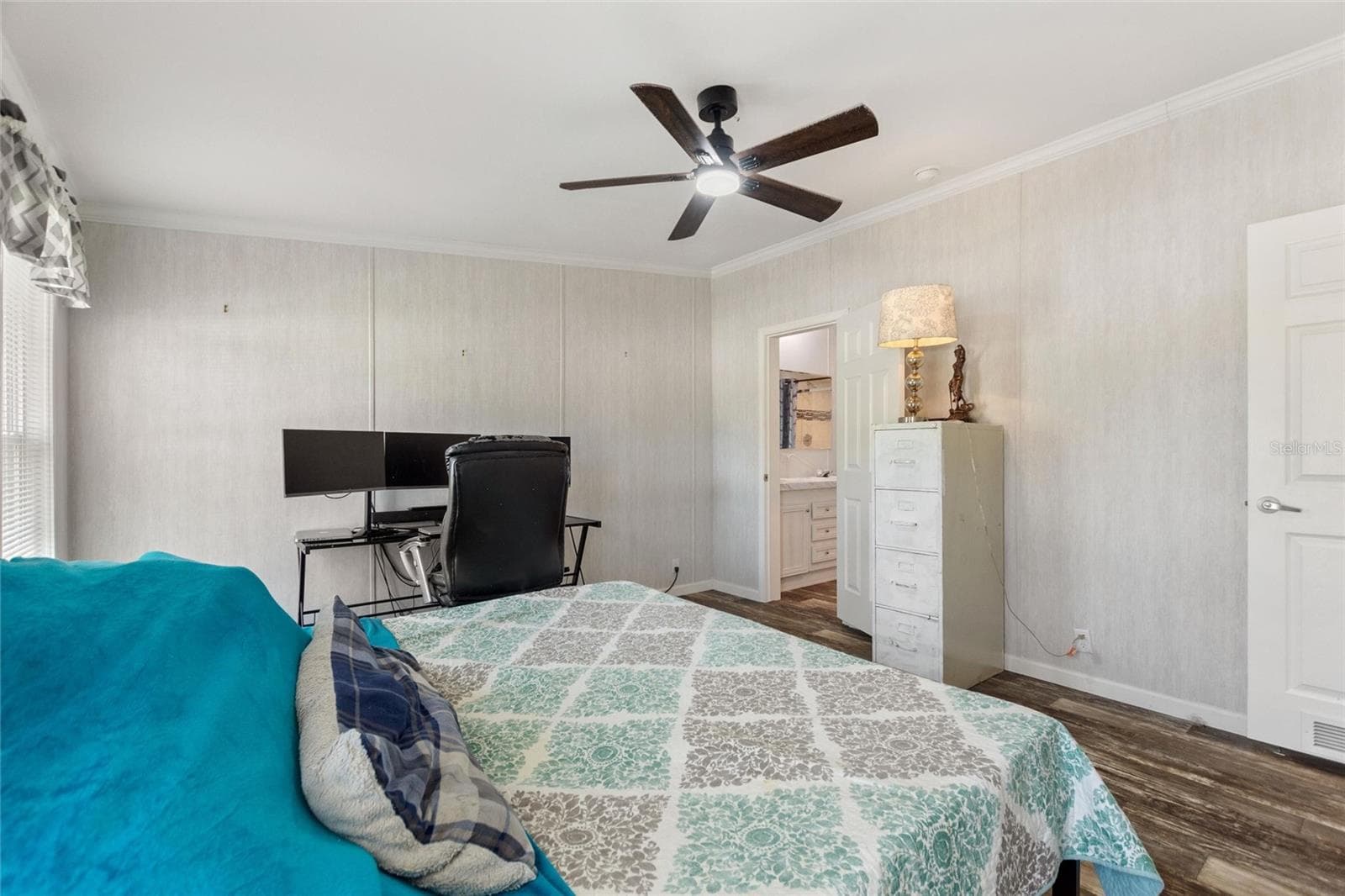 Manufactured Home at 2337 E MAIN ST, LAKELAND, photo 46 of 46