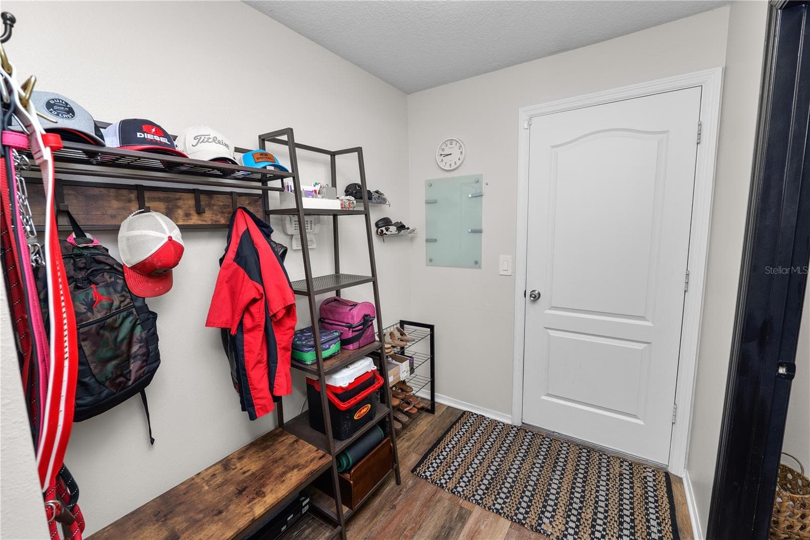 Mud Room - 4188 FESTIVAL POINTE BLVD, MULBERRY