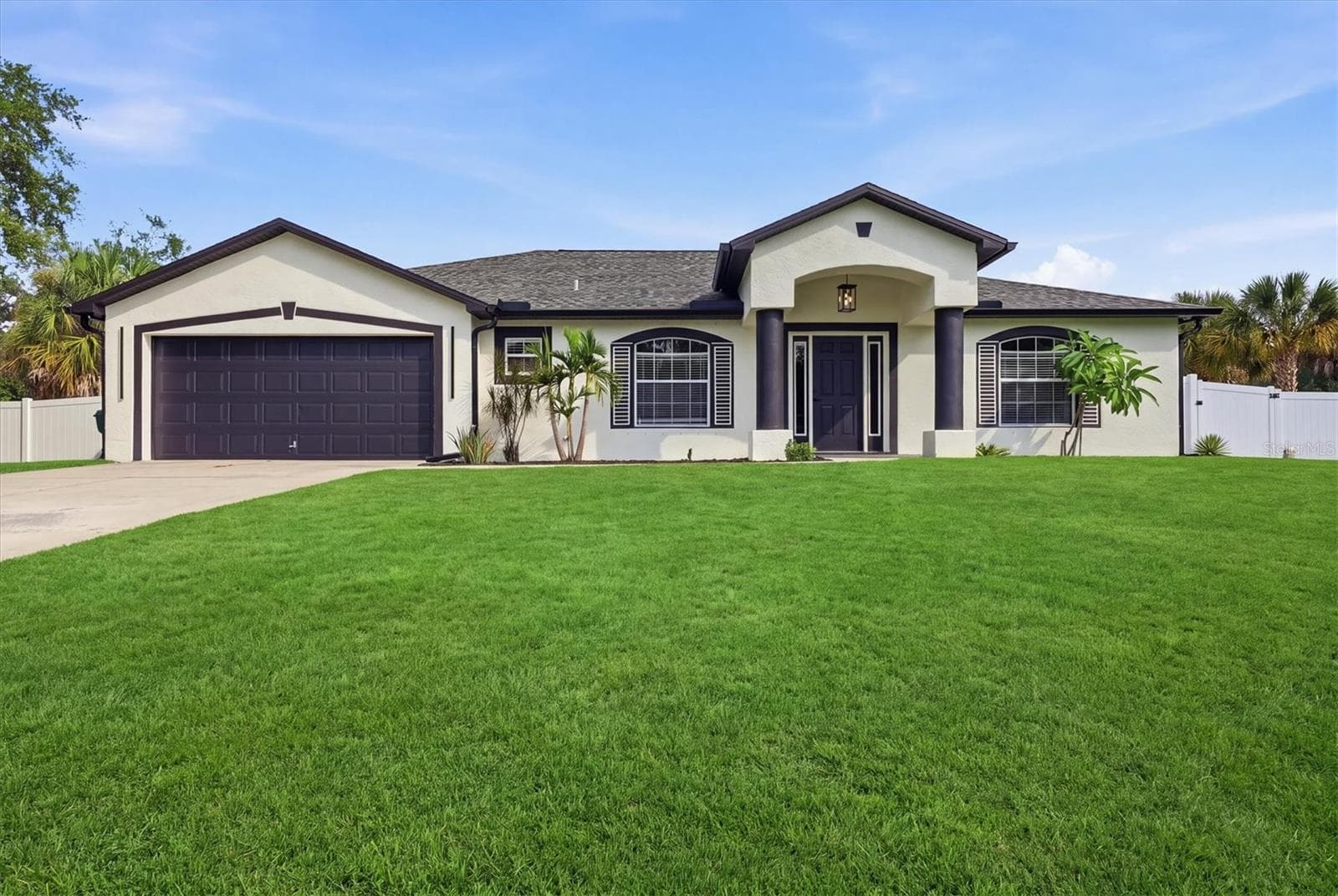 281 PEMBROKE DR