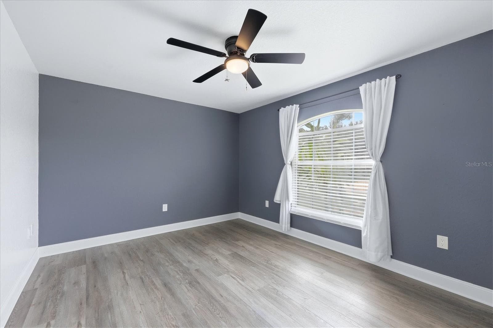 Single Family Residence at 281 PEMBROKE DR, PORT CHARLOTTE, photo 21 of 53
