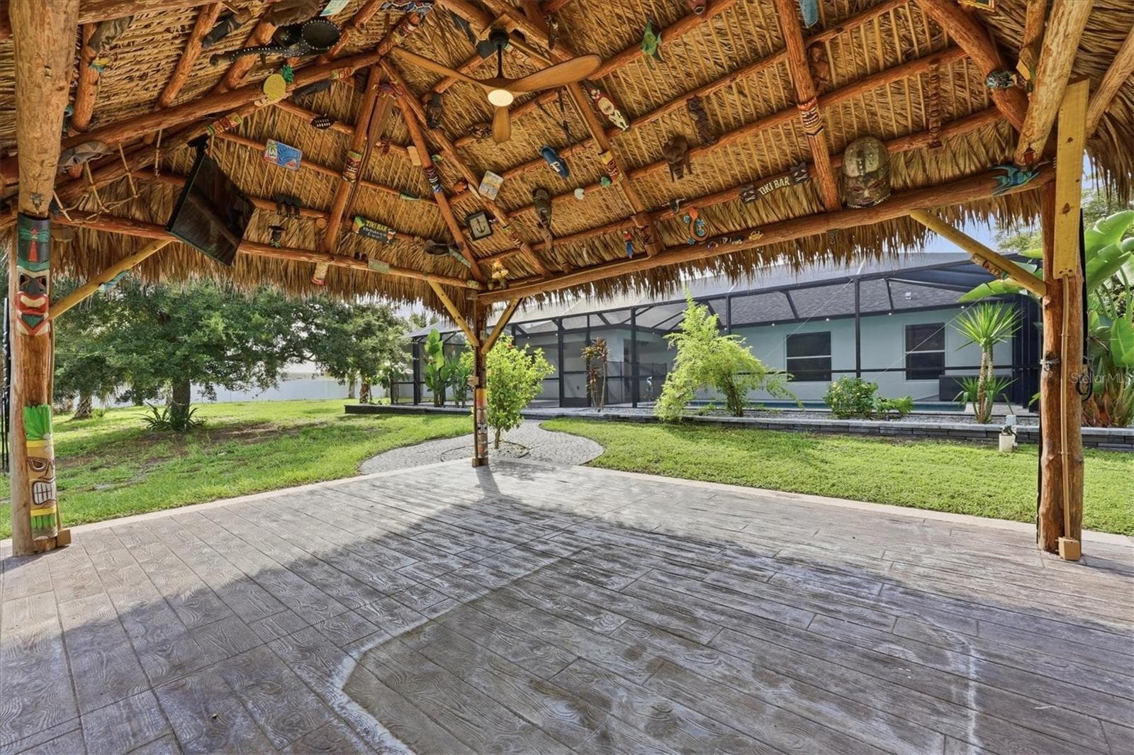 Single Family Residence at 281 PEMBROKE DR, PORT CHARLOTTE, photo 42 of 53