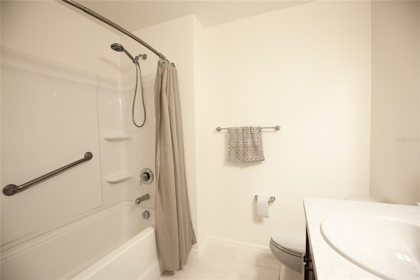 BATHROOM 2 - 9791 CARSON WAY, LEESBURG