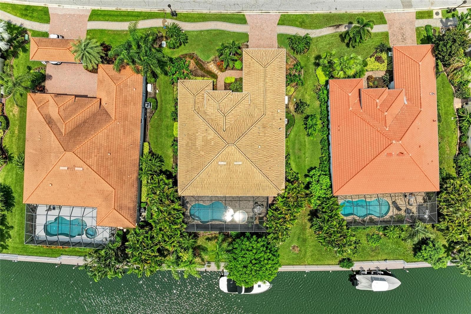 Aerial view of property - 545 MAST DR, BRADENTON