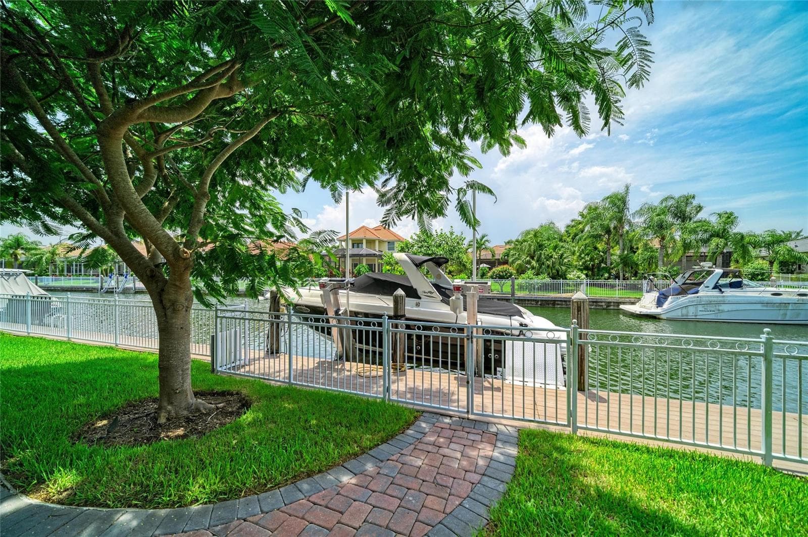 Paver path to dock/boat lift - 545 MAST DR, BRADENTON