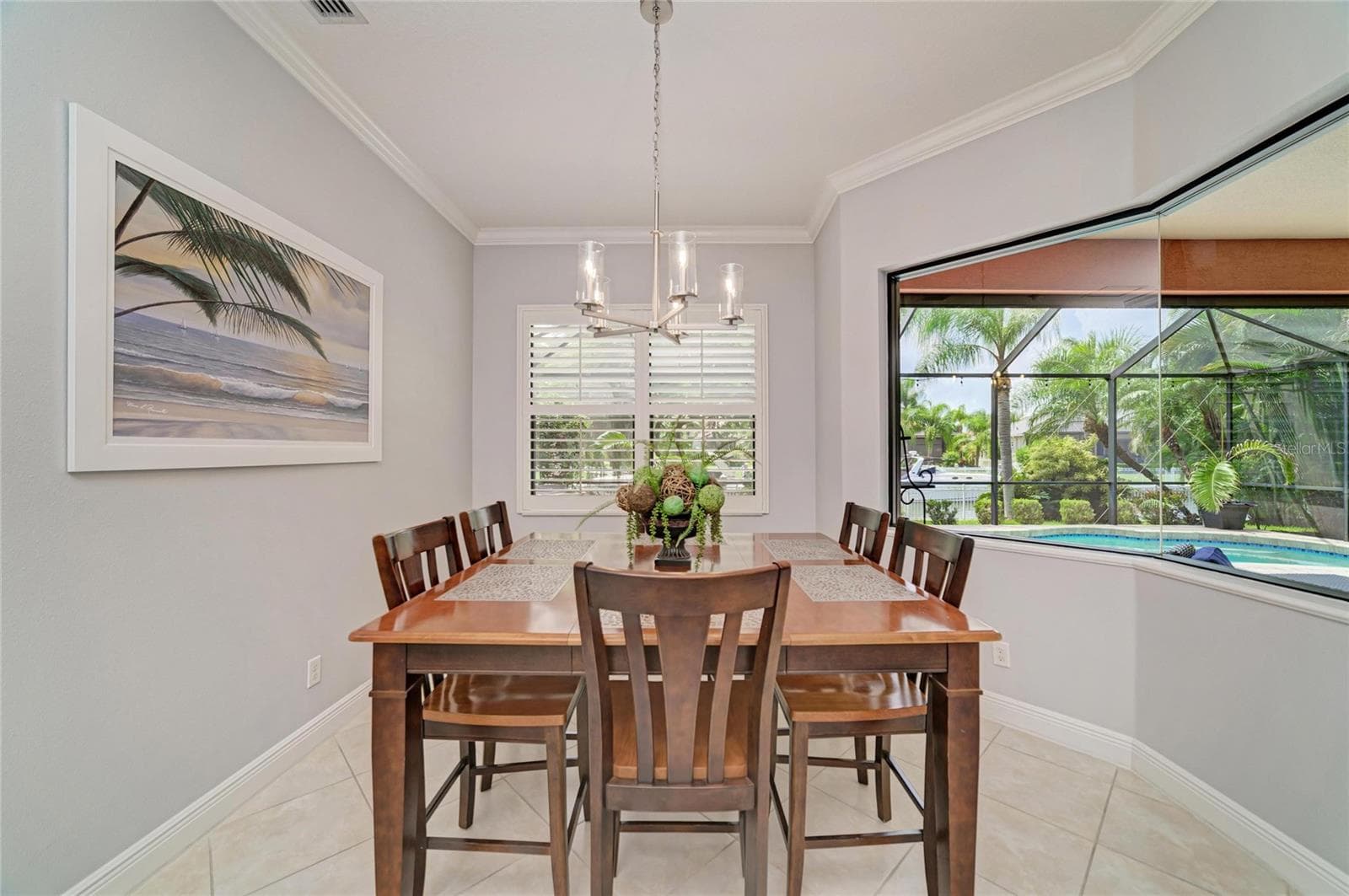 Breakfast Nook - 545 MAST DR, BRADENTON