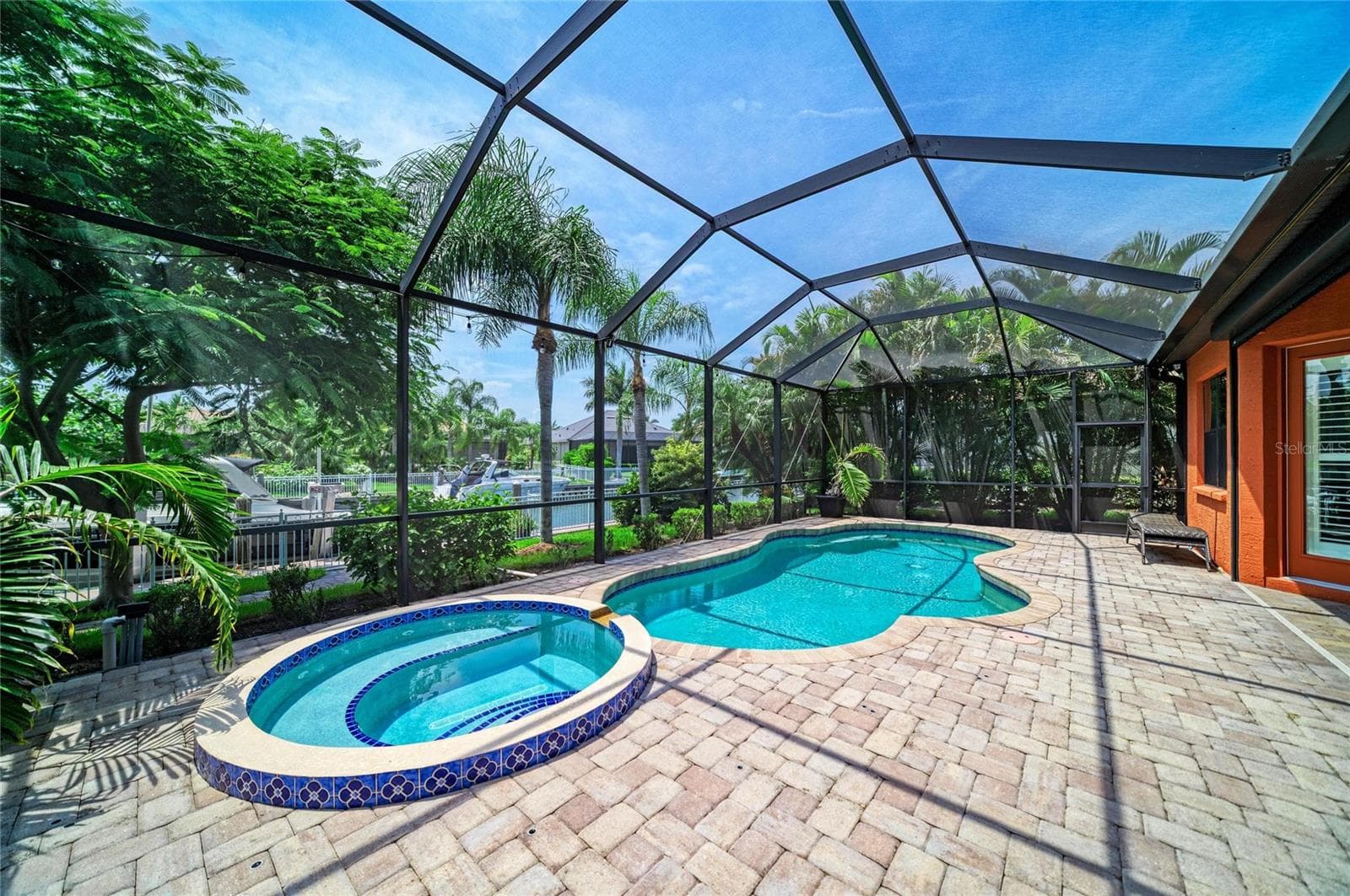 Pool & Spa - 545 MAST DR, BRADENTON