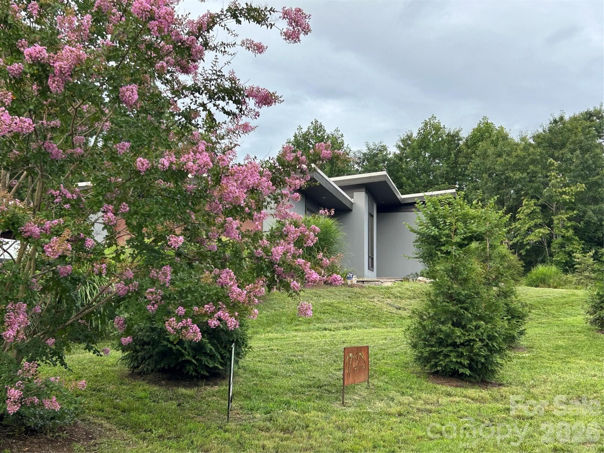 Single Family Residence at 17 Fig Tree Lane, Asheville, photo 38 of 39