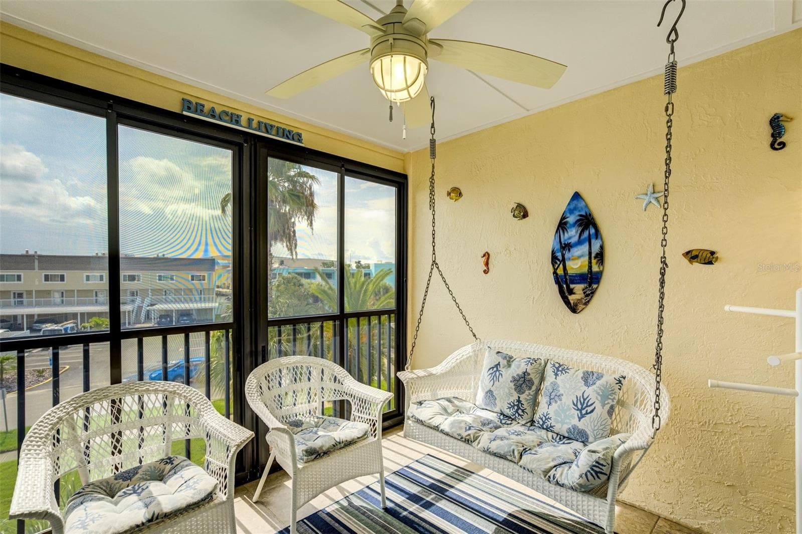 Enclosed Porch - 460 S PAULA DR #108, DUNEDIN