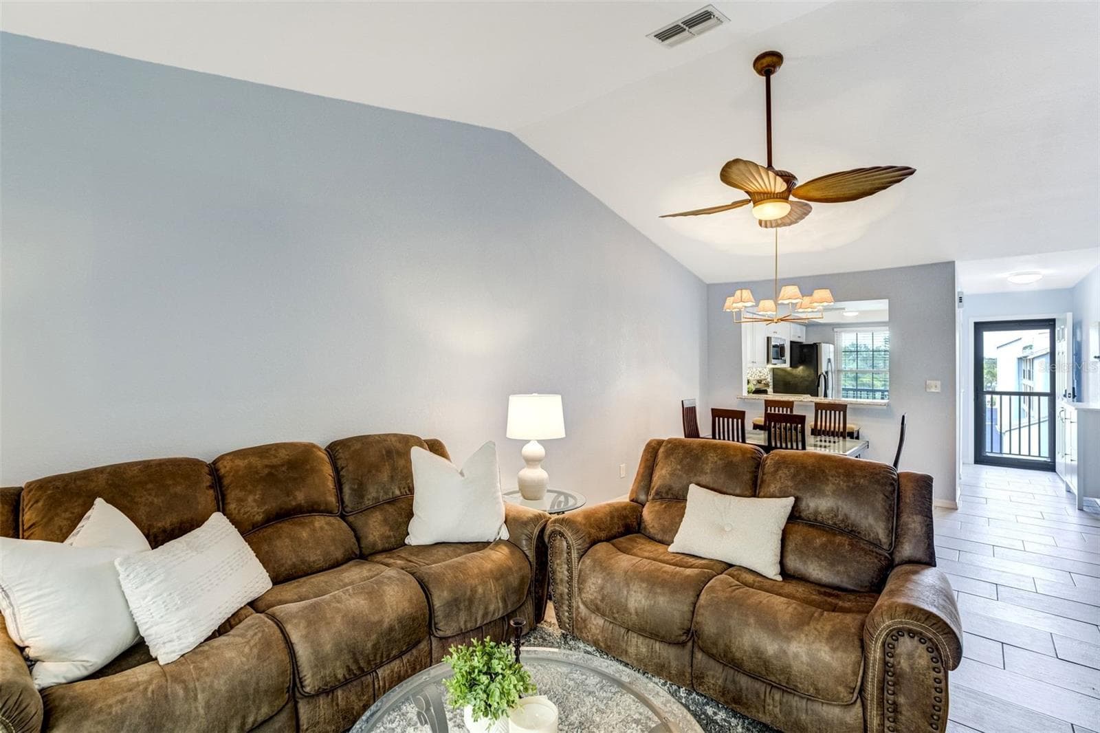 Living Room - 460 S PAULA DR #108, DUNEDIN