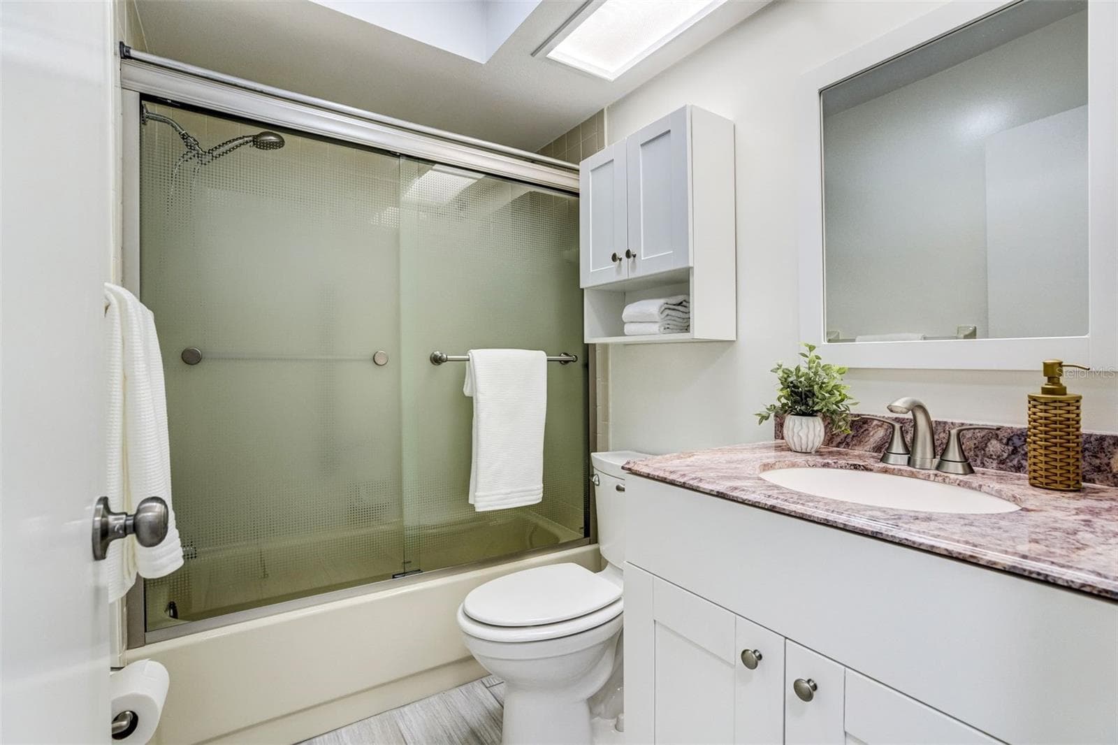 Bathroom 2 - 460 S PAULA DR #108, DUNEDIN
