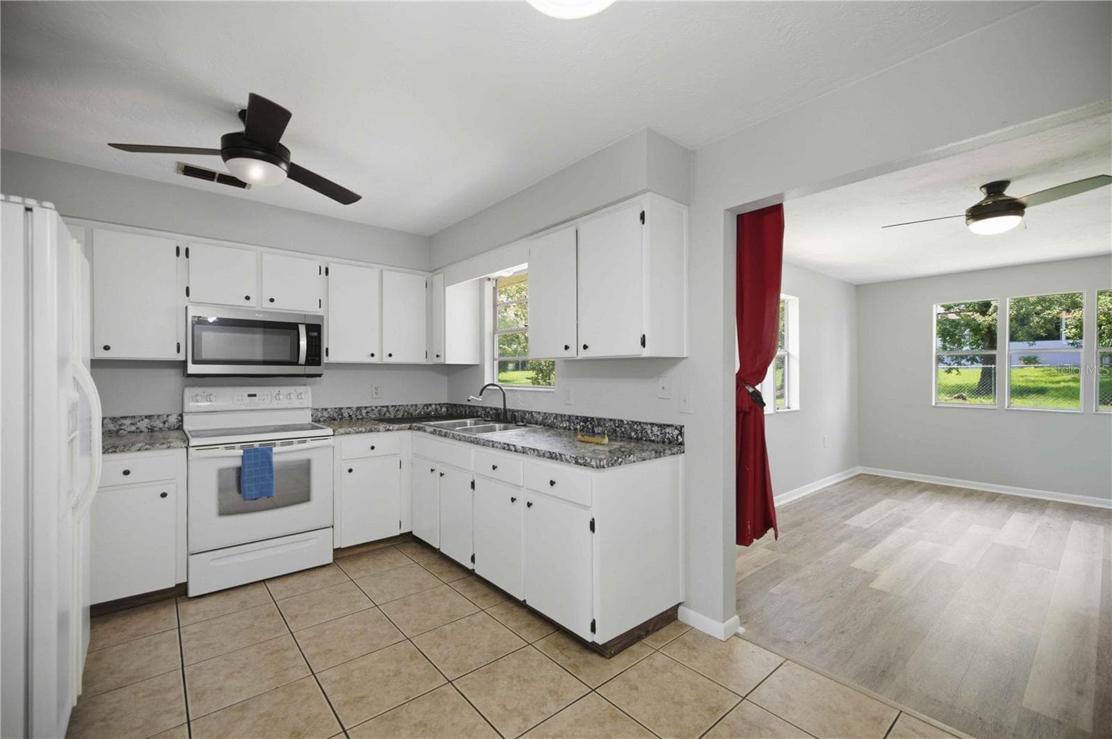 Single Family Residence at 510 S ADAMS ST, BEVERLY HILLS, photo 6 of 34