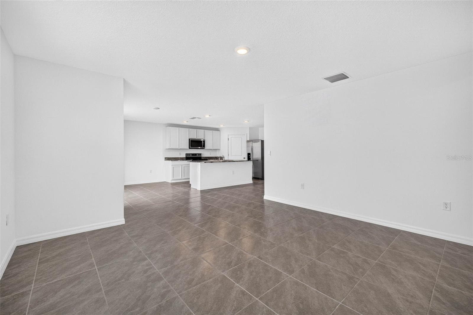 Single Family Residence at 7622 ROSEWOOD GARDEN LOOP, TAMPA, photo 11 of 74